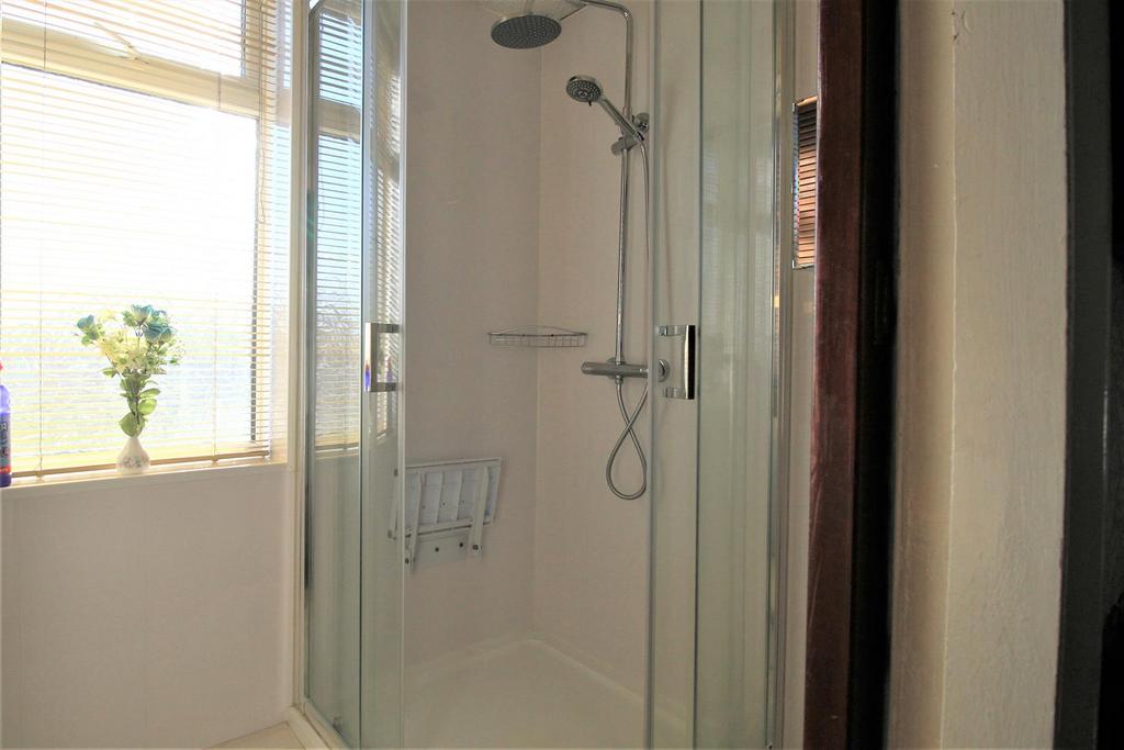 Shower.jpg