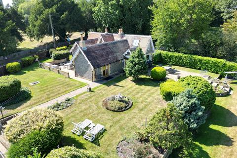 3 bedroom detached bungalow for sale, Nurstead Church Lane, Meopham, Kent