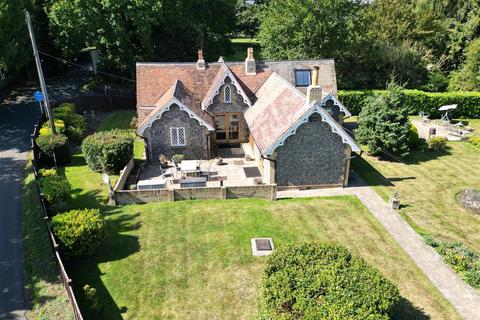 3 bedroom detached bungalow for sale, Nurstead Church Lane, Meopham, Kent