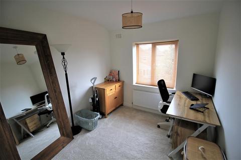 2 Buckingham Avenue, Denton, Manchester, M34 7UQ