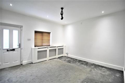 62 Gibraltar Lane, Denton, Manchester, M34 7GG