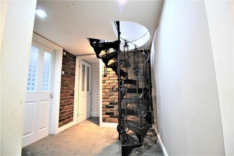 62 Gibraltar Lane, Denton, Manchester, M34 7GG