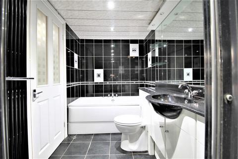 62 Gibraltar Lane, Denton, Manchester, M34 7GG