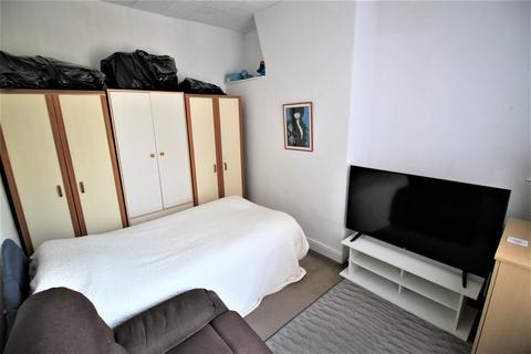 89 Ash Road, Denton, Manchester, M34 2WH