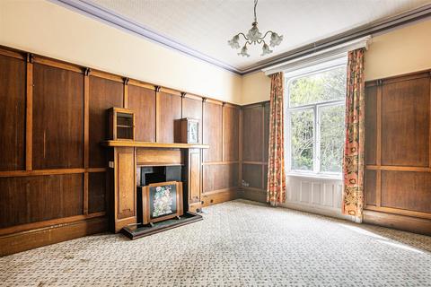 1 Mackenzie Crescent, Sheffield, S10 2BU