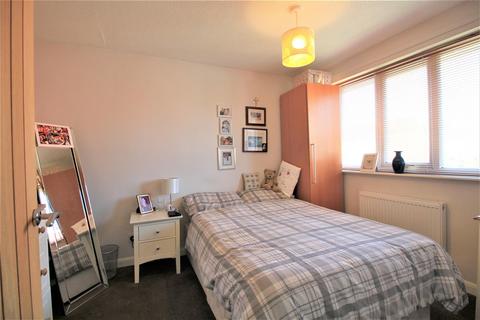 30 Chestnut Gardens, Denton, Manchester, M34 6AE