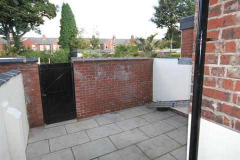 123 Ash Road, Denton, Manchester, M34 2WH