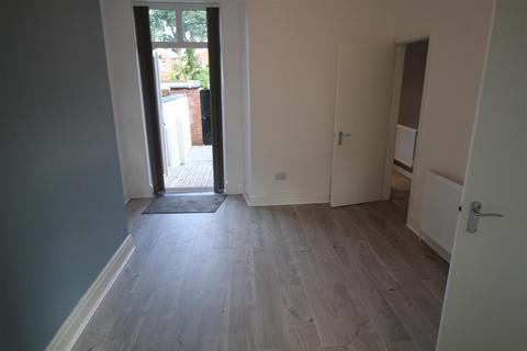123 Ash Road, Denton, Manchester, M34 2WH
