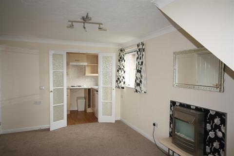 1 bedroom apartment for sale - Lutton Close, Oswestry