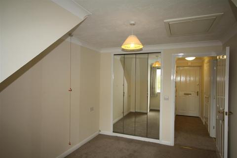 1 bedroom apartment for sale - Lutton Close, Oswestry