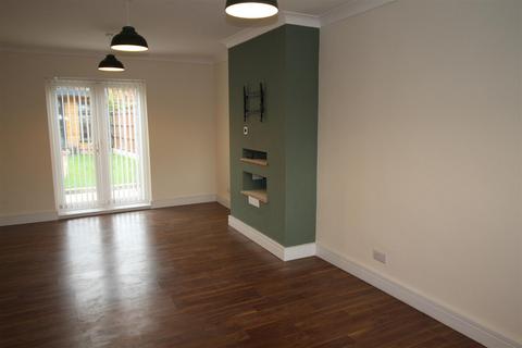 16 Chapel Green, Denton, Manchester, M34 6DL