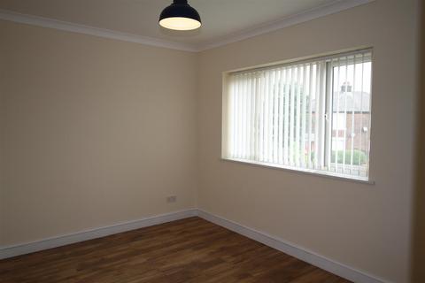 16 Chapel Green, Denton, Manchester, M34 6DL