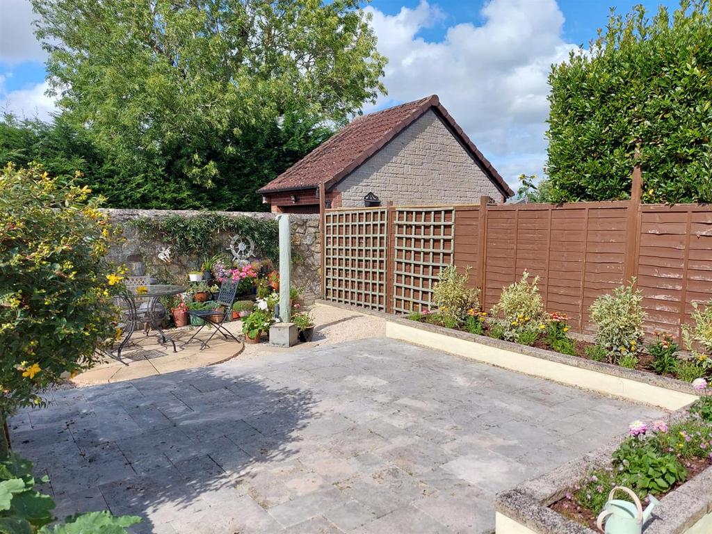 Garden 1.jpg