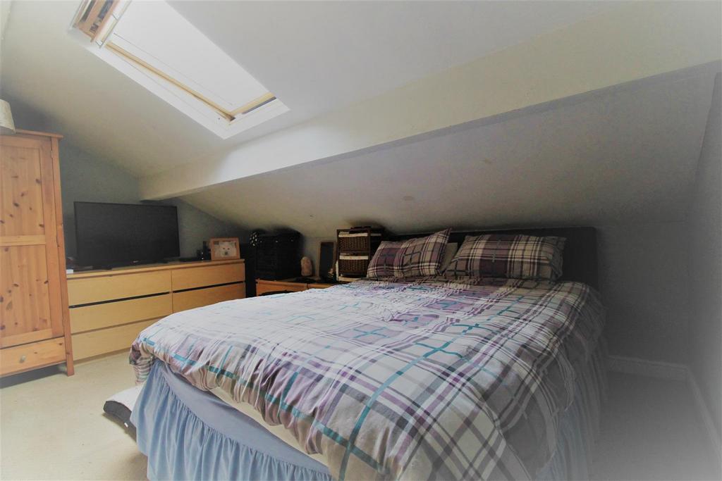 Bedroom1.jpg