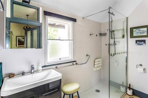 Hillcot Chapel Lane, Westhumble, Dorking, RH5 6AH