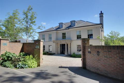 5 bedroom detached house for sale, Woodgates Lane, North Ferriby