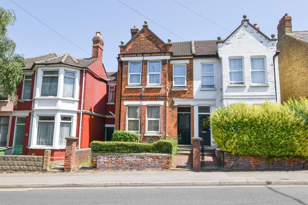 Hayle Road, Maidstone 6 bed terraced house for sale £375,000