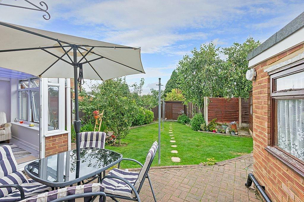 Sterling Road, Sittingbourne, Kent, ME10 3 bed semidetached house for