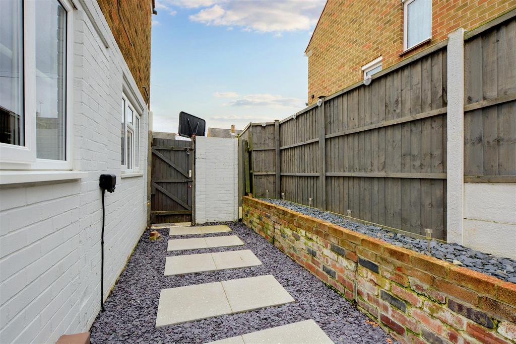 Garden 3.jpeg