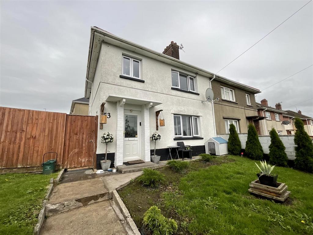 Ynyslas, Llanelli 3 bed semidetached house for sale £139,995