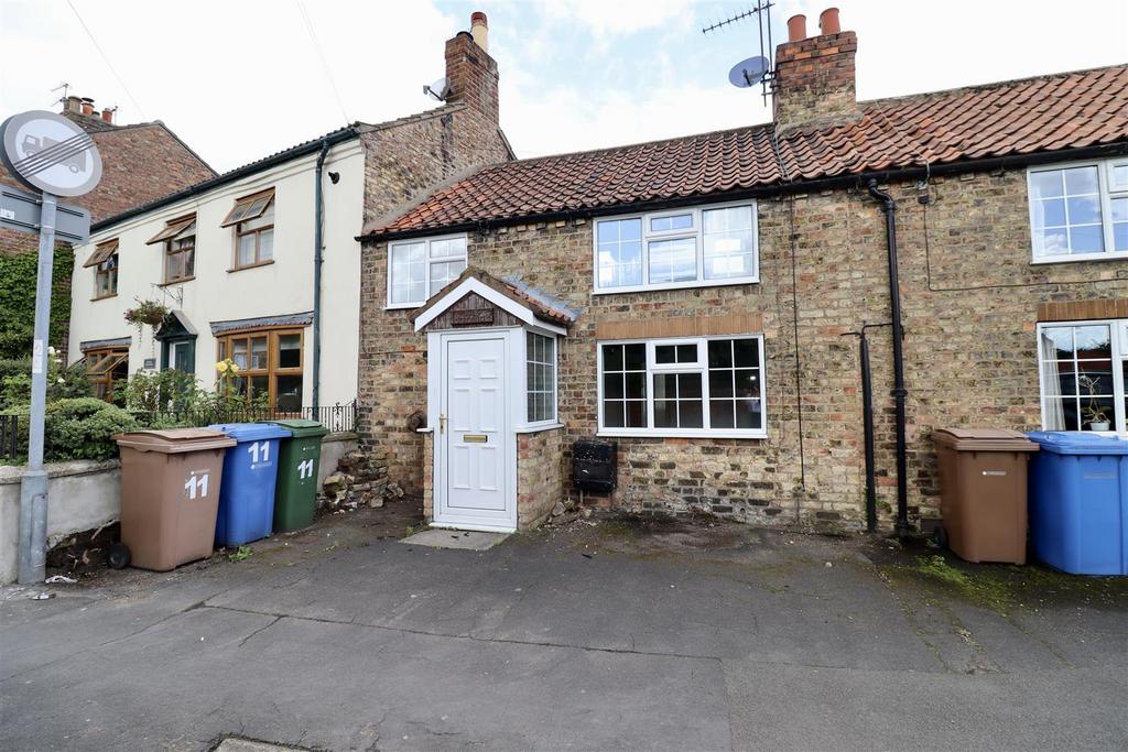 Old Road, HolmeOnSpaldingMoor, York 1 bed terraced house for sale £105,000