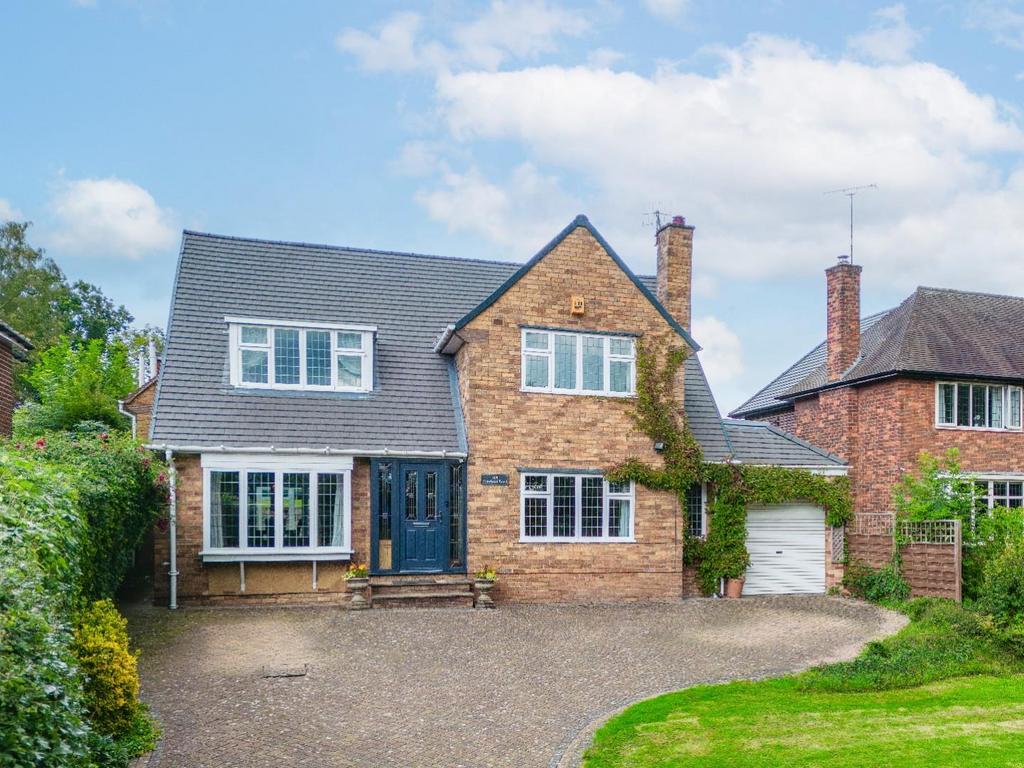 Newbold Road, Upper Newbold, Chesterfield, S41 8AE 4 bed house for sale £600,000