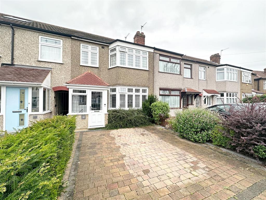 Chailey Avenue, Enfield 3 bed terraced house for sale £575,000
