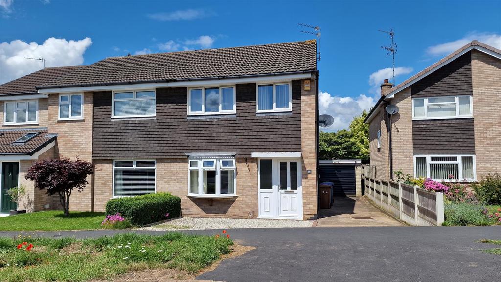 Catterick Drive, Mickleover 3 bed semidetached house for sale £235,000