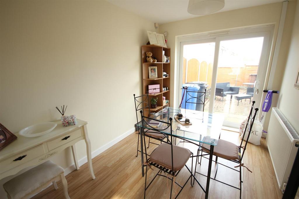 Catterick Drive, Mickleover 3 bed semidetached house for sale £235,000