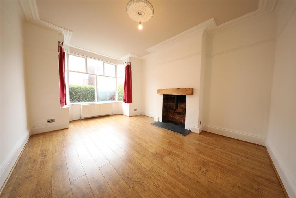 Wellesley Avenue, Hull 3 bed semidetached house for sale £149,000