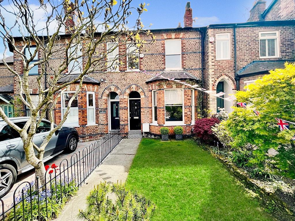 Albert Road East, Hale 3 bed terraced house for sale £750,000