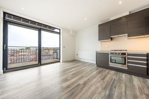 1 bedroom flat to rent - Manor Park Road, London