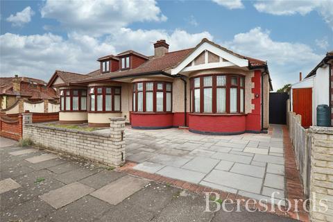 2 bedroom bungalow for sale - Kent Drive, Hornchurch, RM12
