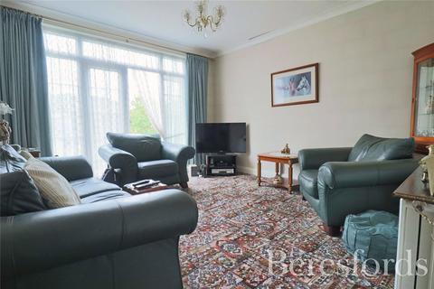 46 Kent Drive, Hornchurch, RM12 6TB