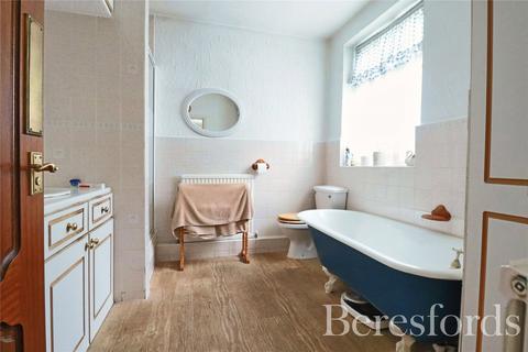 46 Kent Drive, Hornchurch, RM12 6TB
