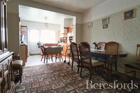 46 Kent Drive, Hornchurch, RM12 6TB