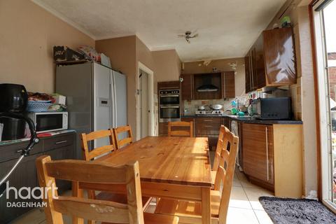 16 Hamden Crescent, Dagenham, RM10 7HP