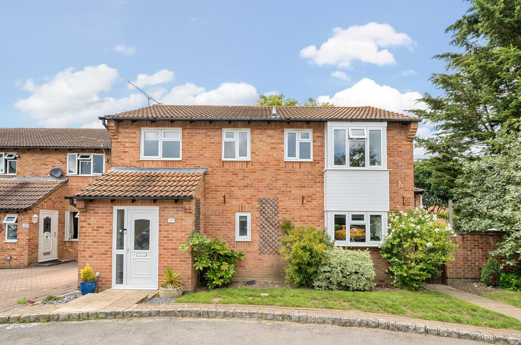 Cranberry Close, Marchwood, Southampton, Hampshire, SO40 4 bed detached