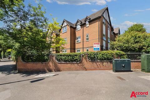 Flat 1, Raphael Court Pettits Lane, Romford, RM1 4SE
