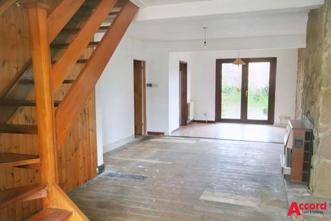 6 Avelon Road, Romford, RM5 3XU