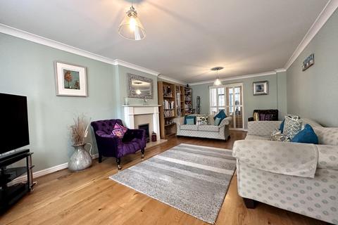 61 Collier Close, Ely, CB6 3WQ