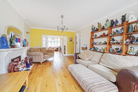 23 Uplands, Beckenham, BR3 3NB