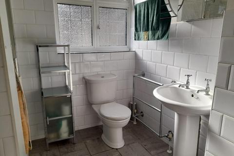 23 Uplands, Beckenham, BR3 3NB