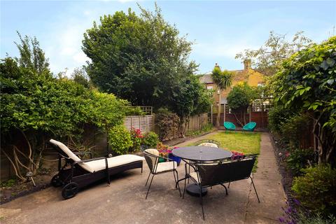 116 Mildenhall Road, London, E5 0RZ
