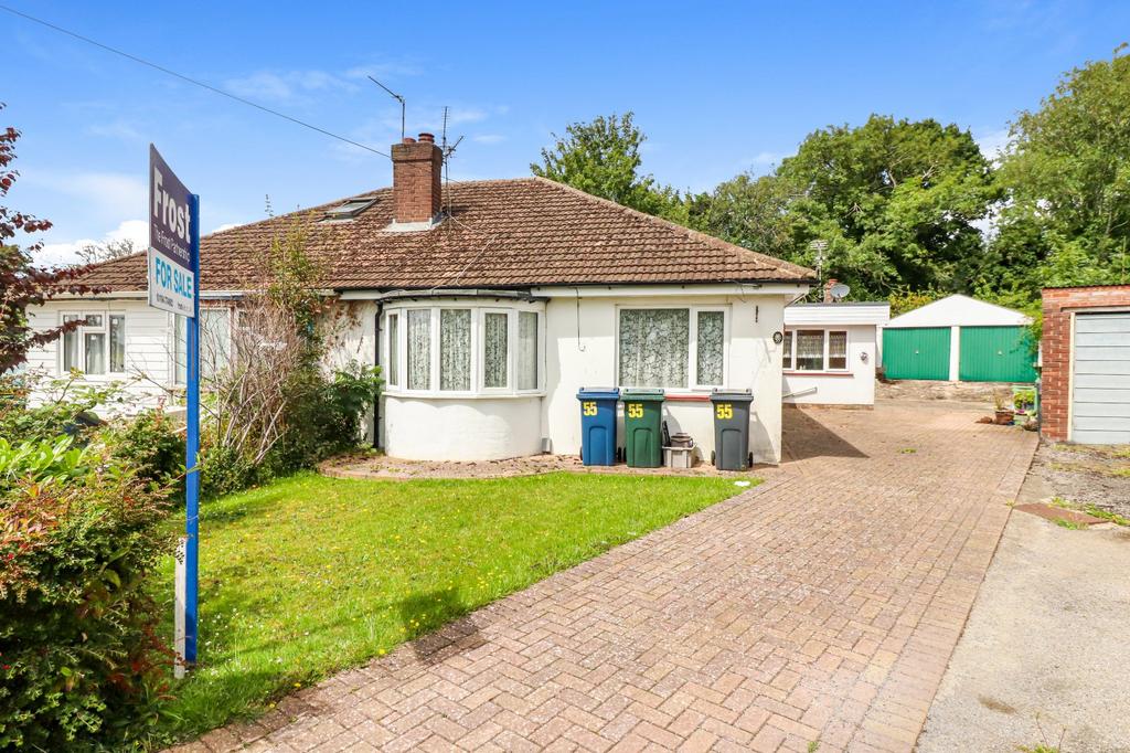 Rose Drive, Chesham, Buckinghamshire, HP5 3 bed bungalow for sale £