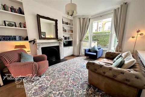 4 bedroom terraced house to rent, Medora Road, Brixton