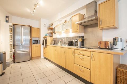 undefined, 2416L Breadalbane Street, Edinburgh, EH6 5JW