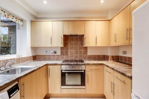 2 bedroom terraced house to rent, Porchester, Ascot SL5