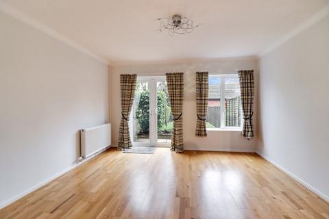 2 bedroom terraced house to rent, Porchester, Ascot SL5