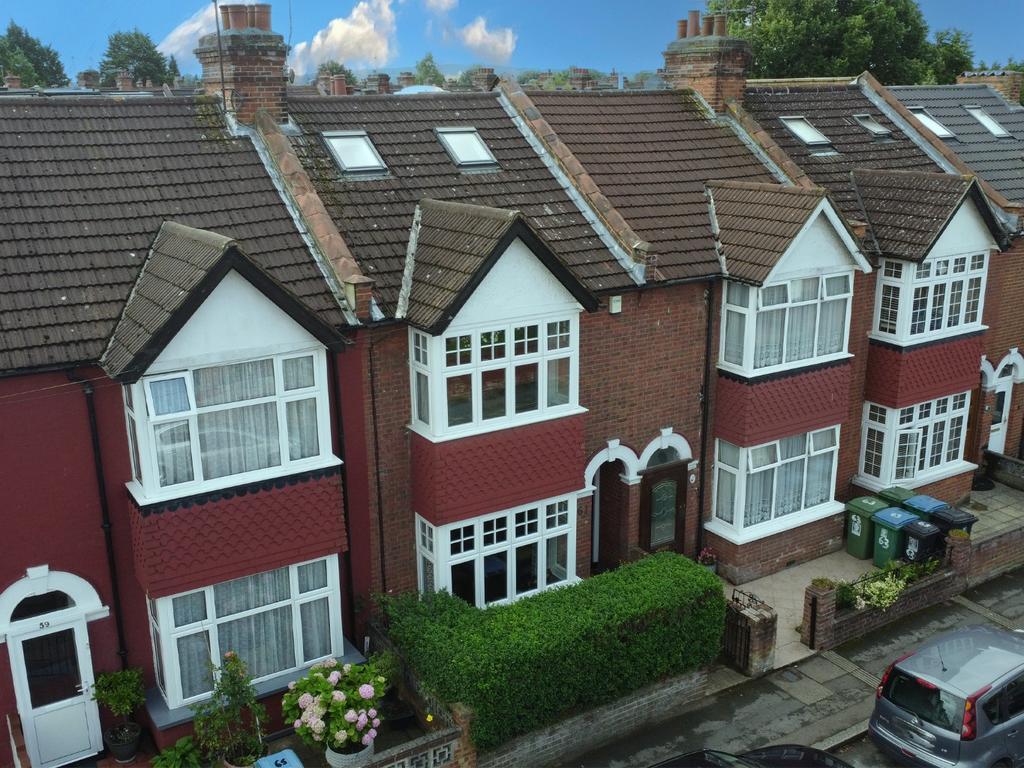 Mildred Avenue, Watford 4 bed terraced house £780,000